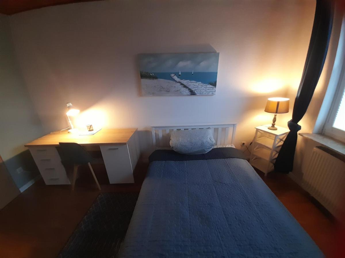 Apartment Am Waldrand 1 Person ,Gemuetlich, Nichtraucher Itzehoe Exteriör bild